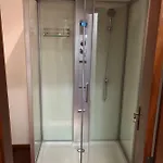 Metro Heroismo بيت ضيافة