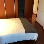 Metro Heroismo بيت ضيافة
